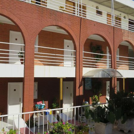Hotel Palmas Del Sol Асунсьон Экстерьер фото