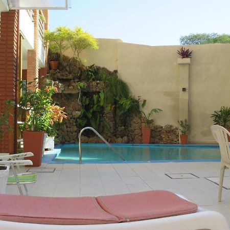Hotel Palmas Del Sol Асунсьон Экстерьер фото