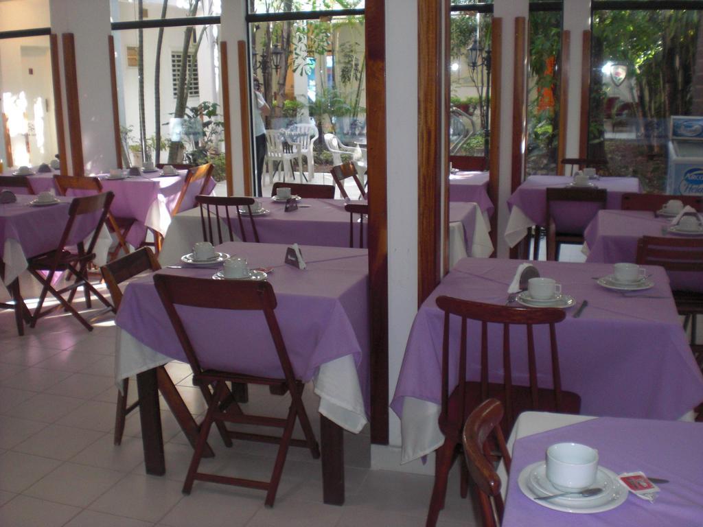 Hotel Palmas Del Sol Асунсьон Экстерьер фото